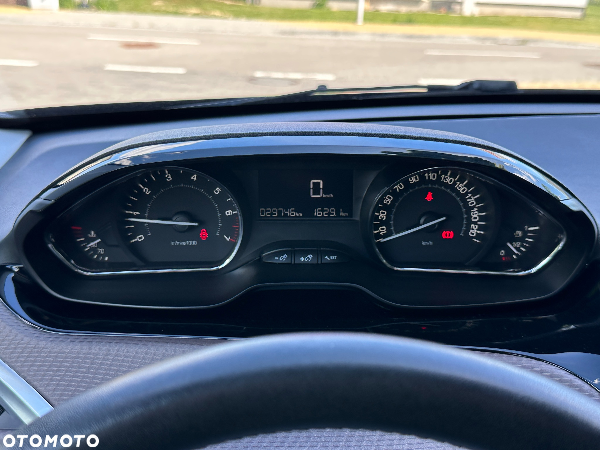 Peugeot 2008 PureTech 82 Allure - 36