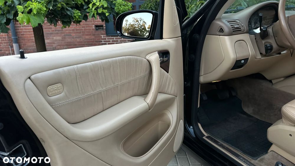 Mercedes-Benz ML - 10
