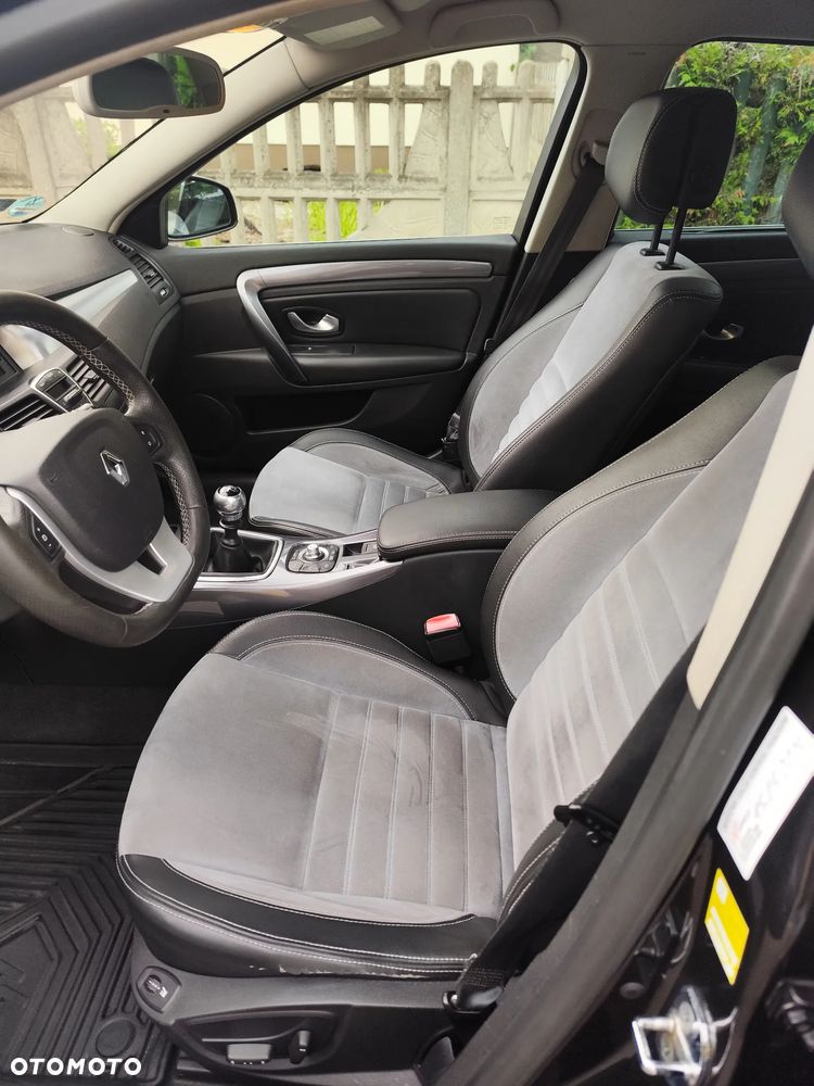 Renault Laguna dCi 150 FAP GT - 9