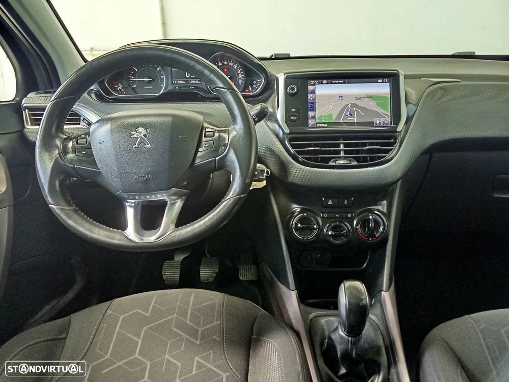 Peugeot 2008 1.2 VTi Active - 7