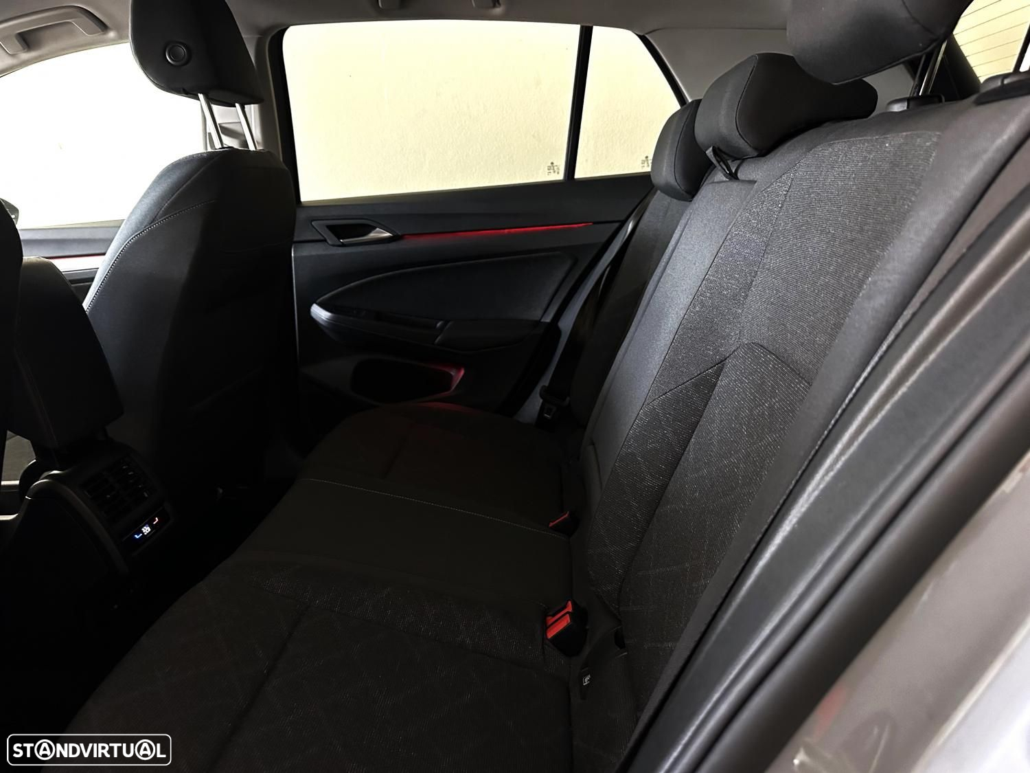 VW Golf 1.0 TSI Life - 29