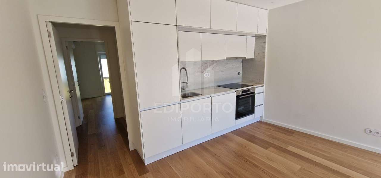 Apartamento T1 Novo com varanda junto à Estação Metro Campanhã- DISPON - Grande imagem: 4/17