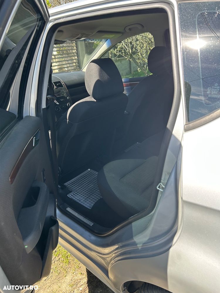 Mercedes-Benz A 180 - 4