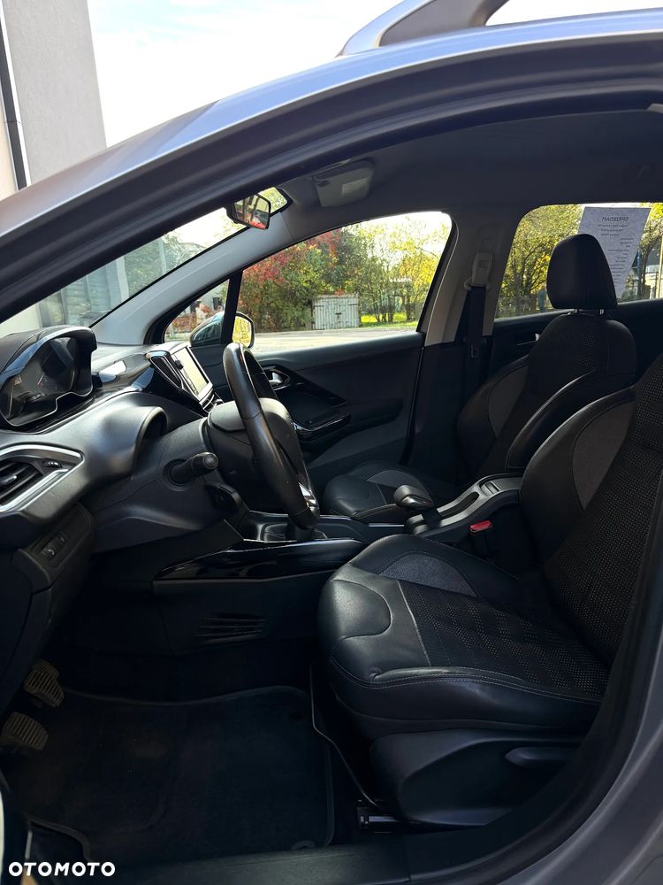Peugeot 2008 Blue-HDi FAP 100 STOP & START Style - 13