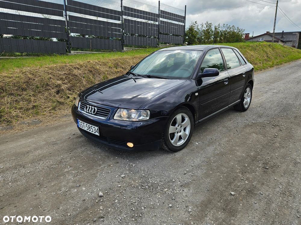 Audi A3 Sportback - 3
