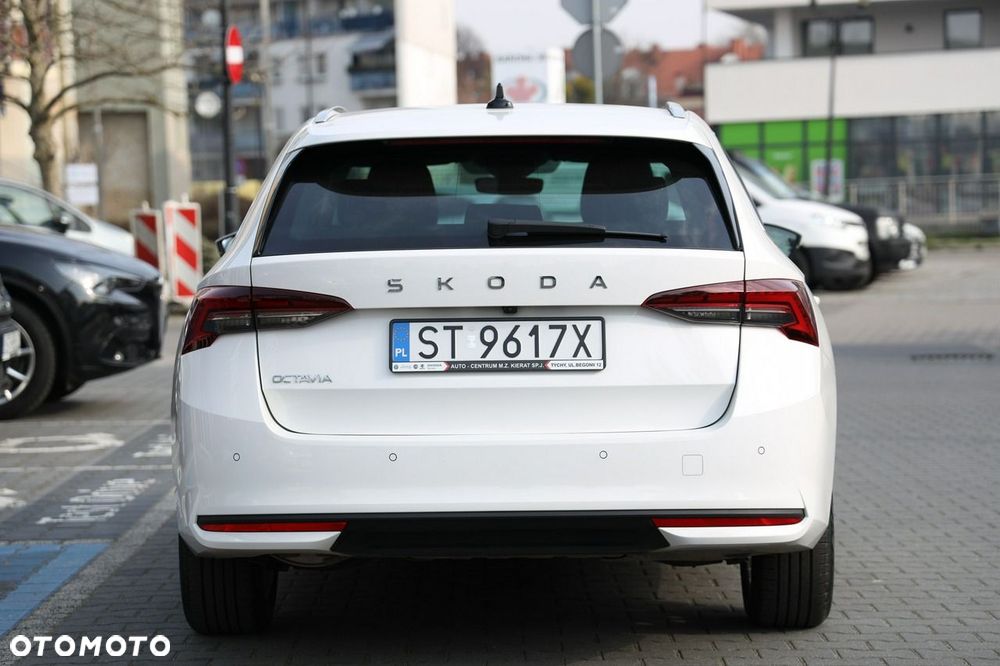 Skoda Octavia 1.5 TSI Selection - 8