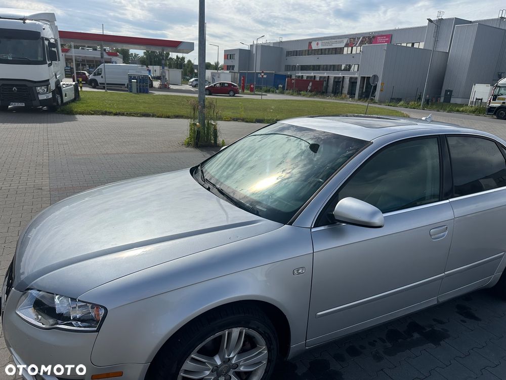 Audi A4 Limousine - 9