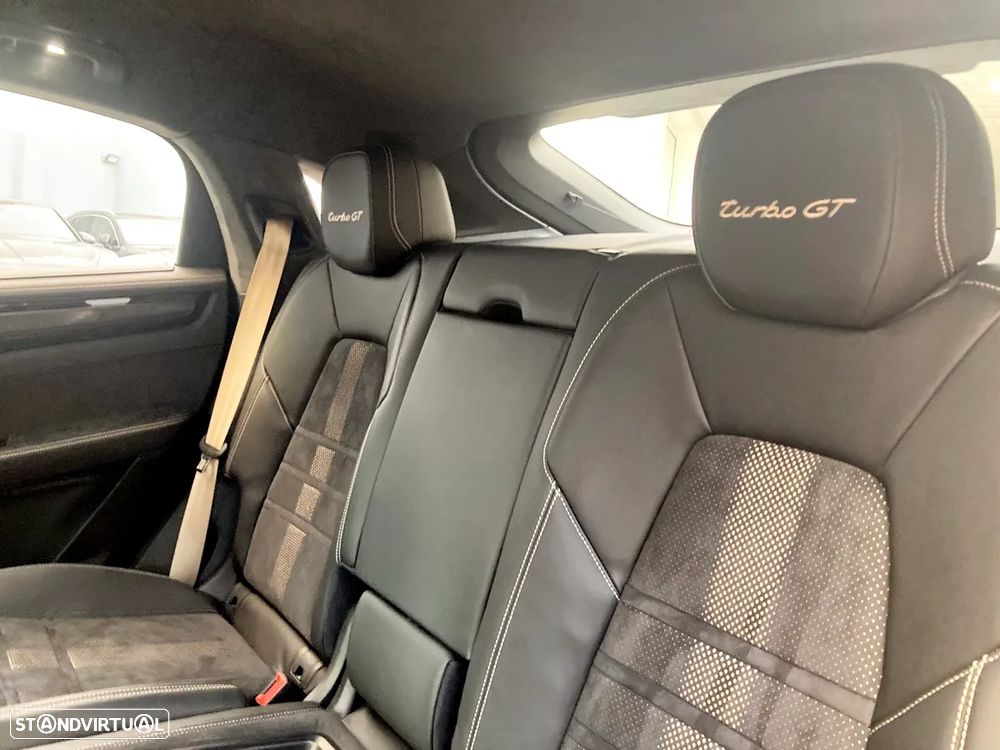 Porsche Cayenne Coupé Turbo - 30