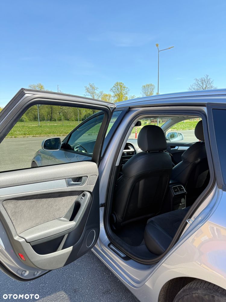 Audi A4 Avant 2.0 TDI Quattro Line S tronic - 13