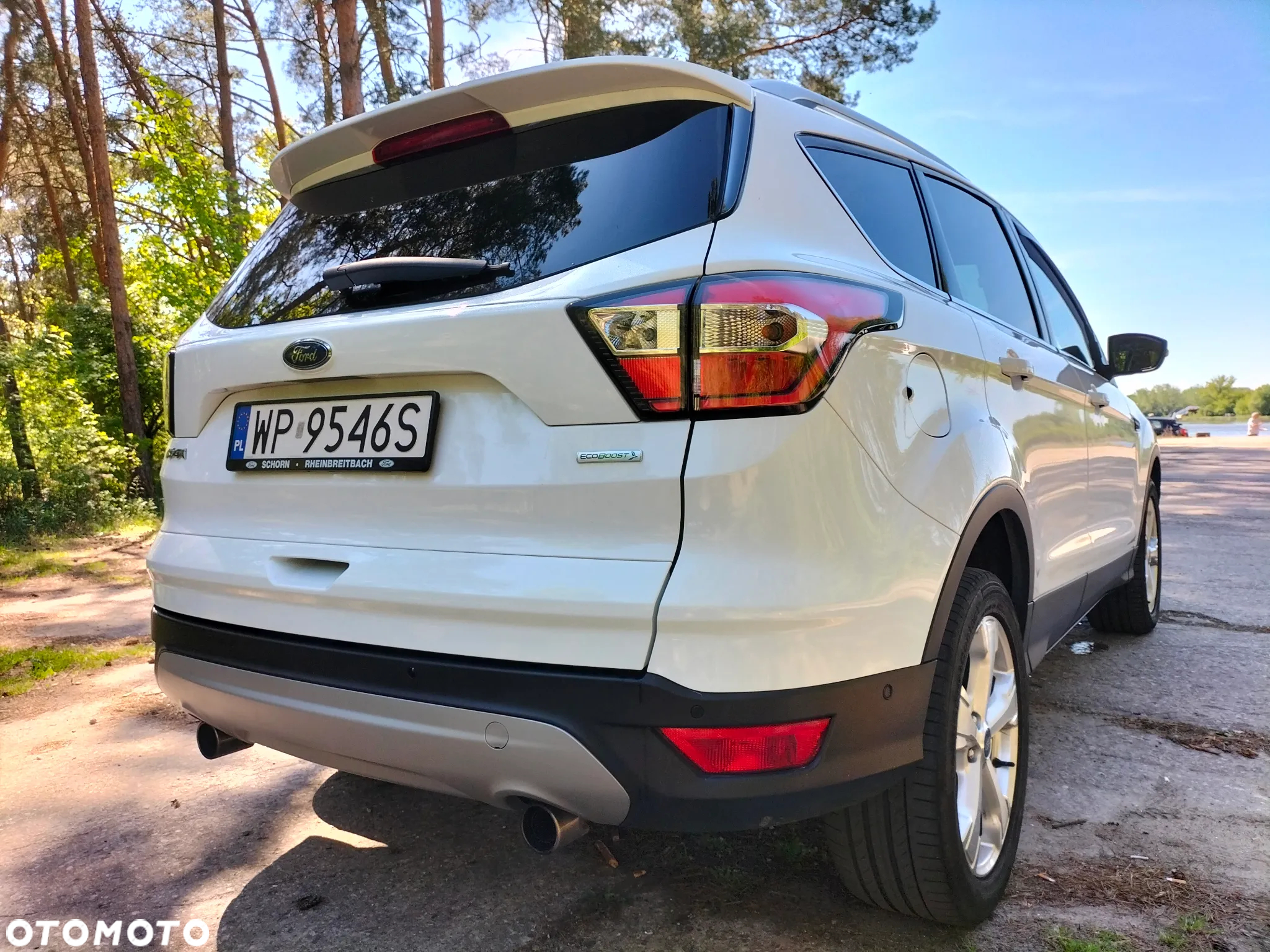 Ford Kuga 1.5 EcoBoost 2x4 Titanium - 14