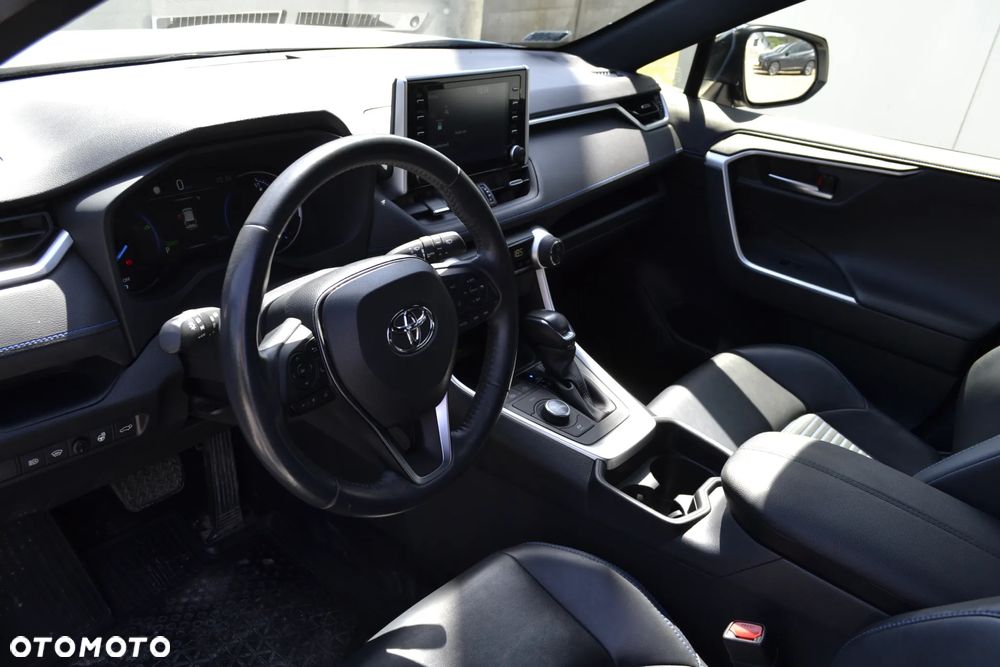 Toyota RAV4 - 25