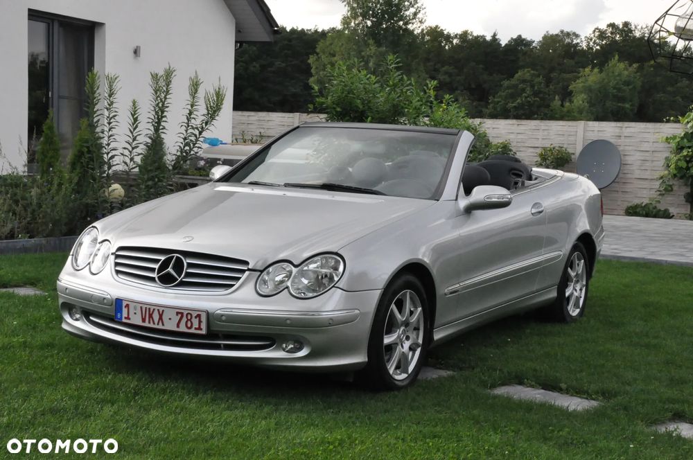 Mercedes-Benz CLK - 8