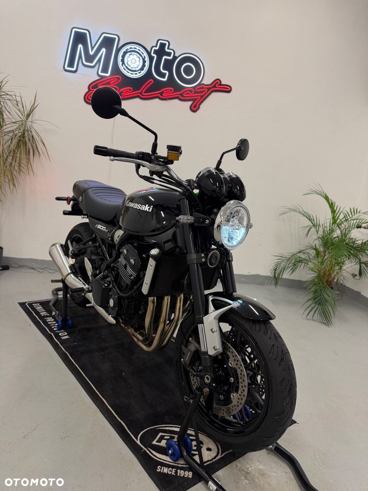 Kawasaki Z 900 RS - 2