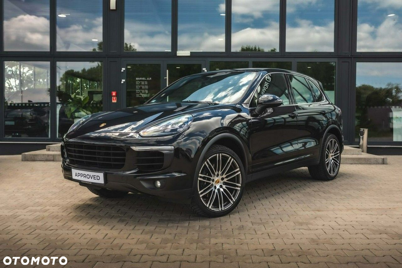Porsche Cayenne - 8