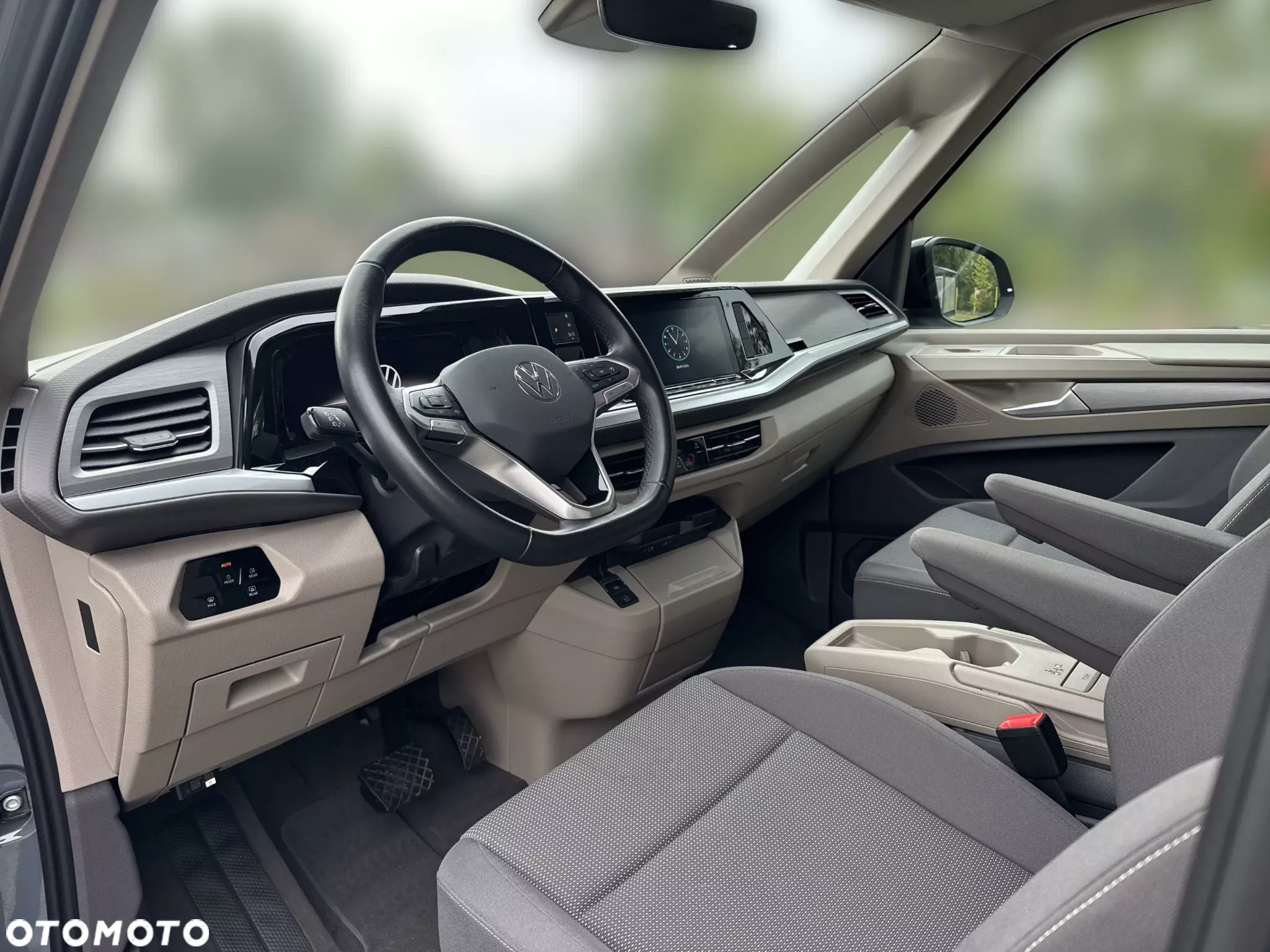 Volkswagen Multivan 2.0 TDI L1 Life DSG - 9