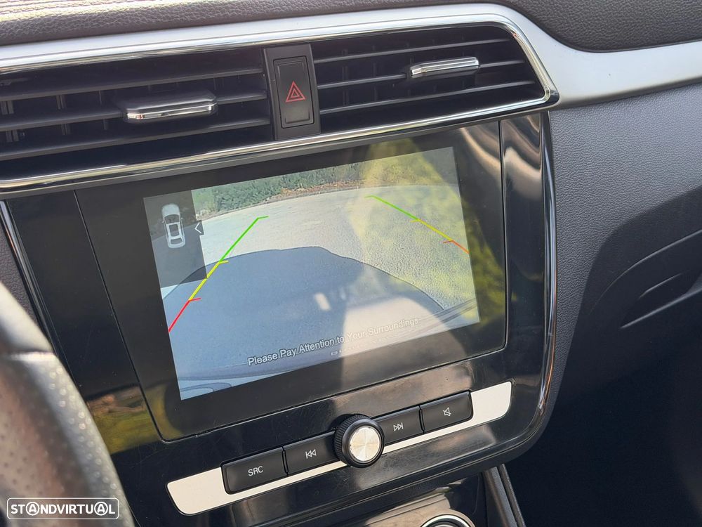 MG ZS Maximal Luxury - 6