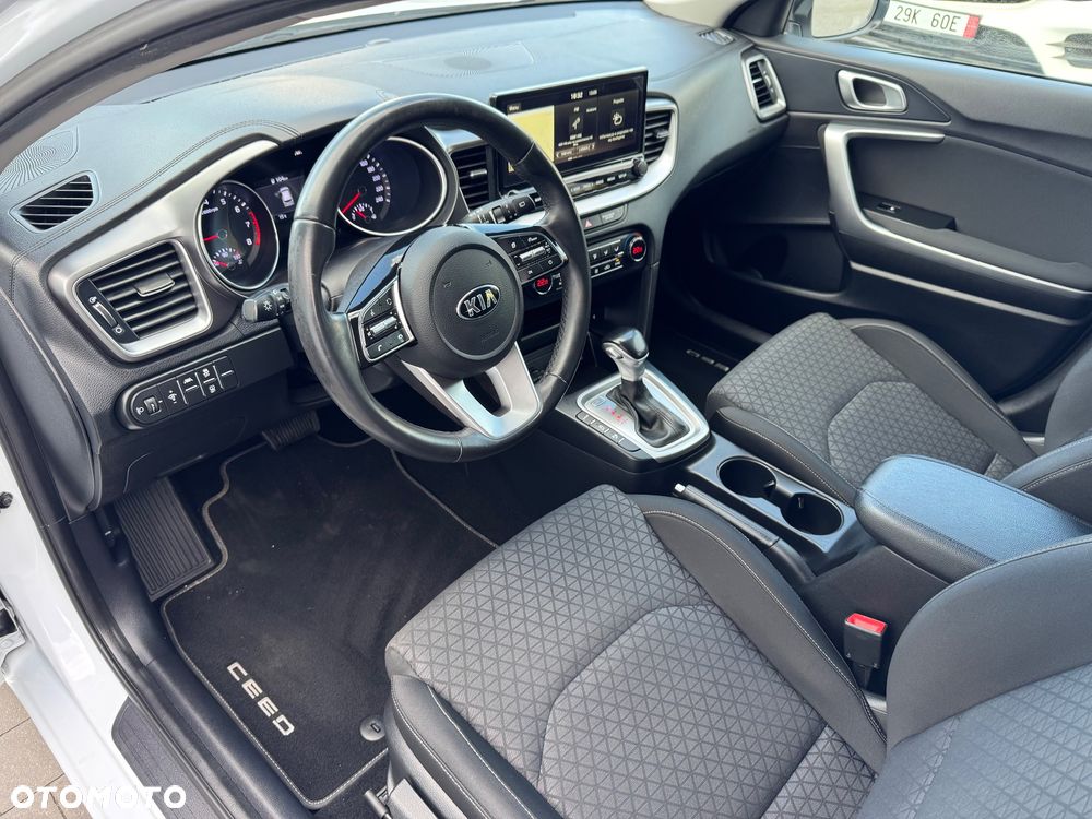 Kia Ceed 1.4 T-GDI L DCT - 16