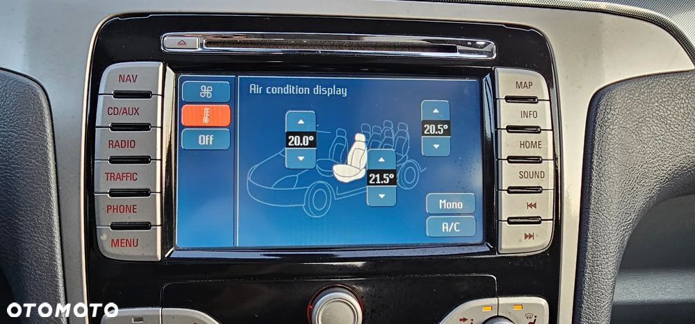 Ford Galaxy 2.0 TDCi Ghia - 17