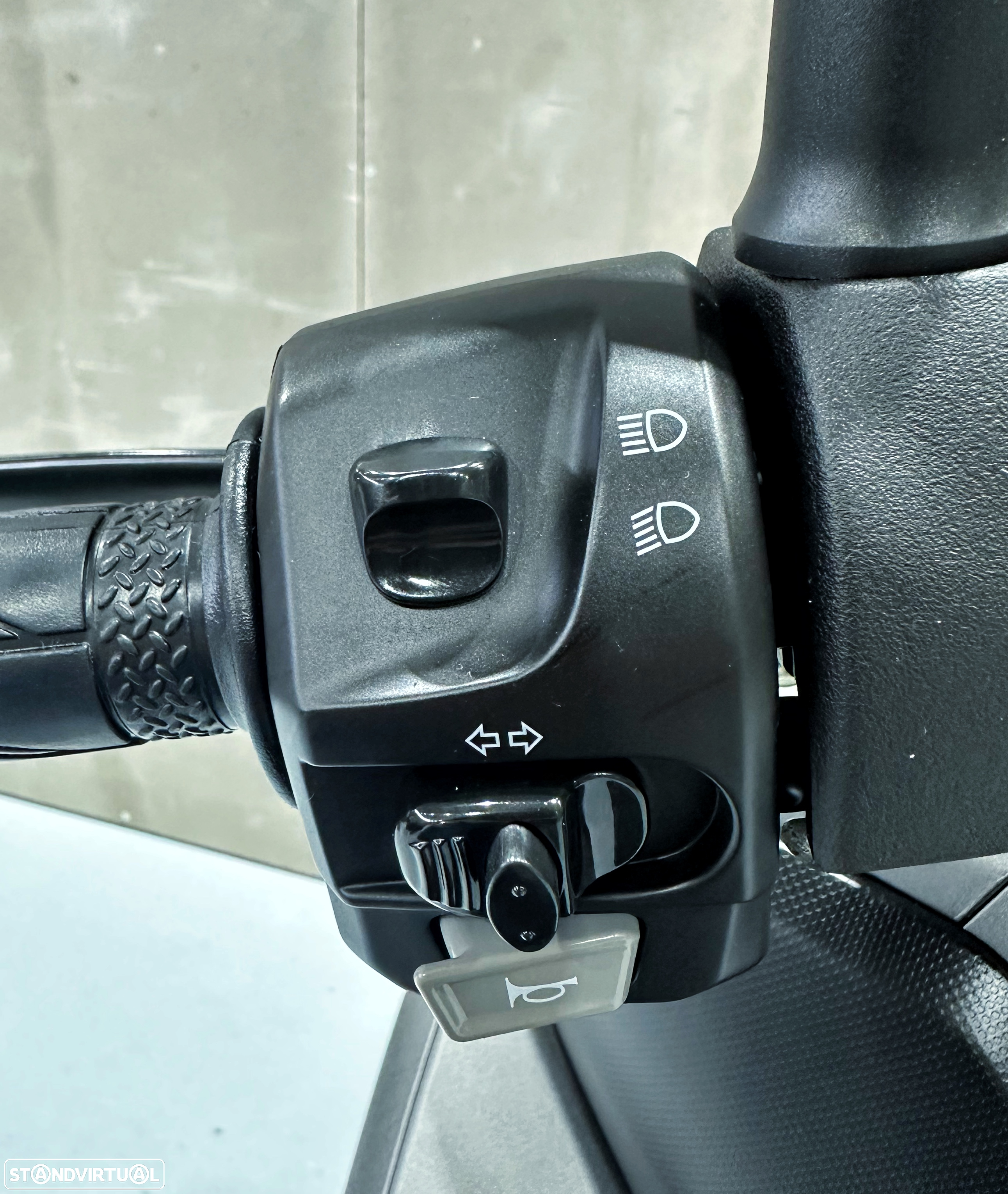 Yamaha Tricity 125 - 13