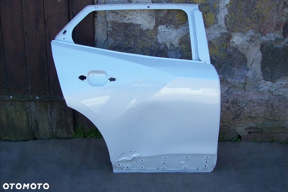 drzwi tylne prawe peugeot 2008 ii - 1