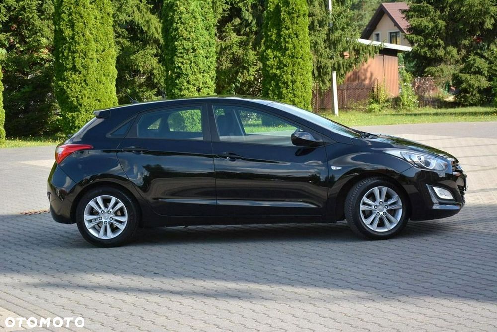 Hyundai i30 1.4 Comfort - 12
