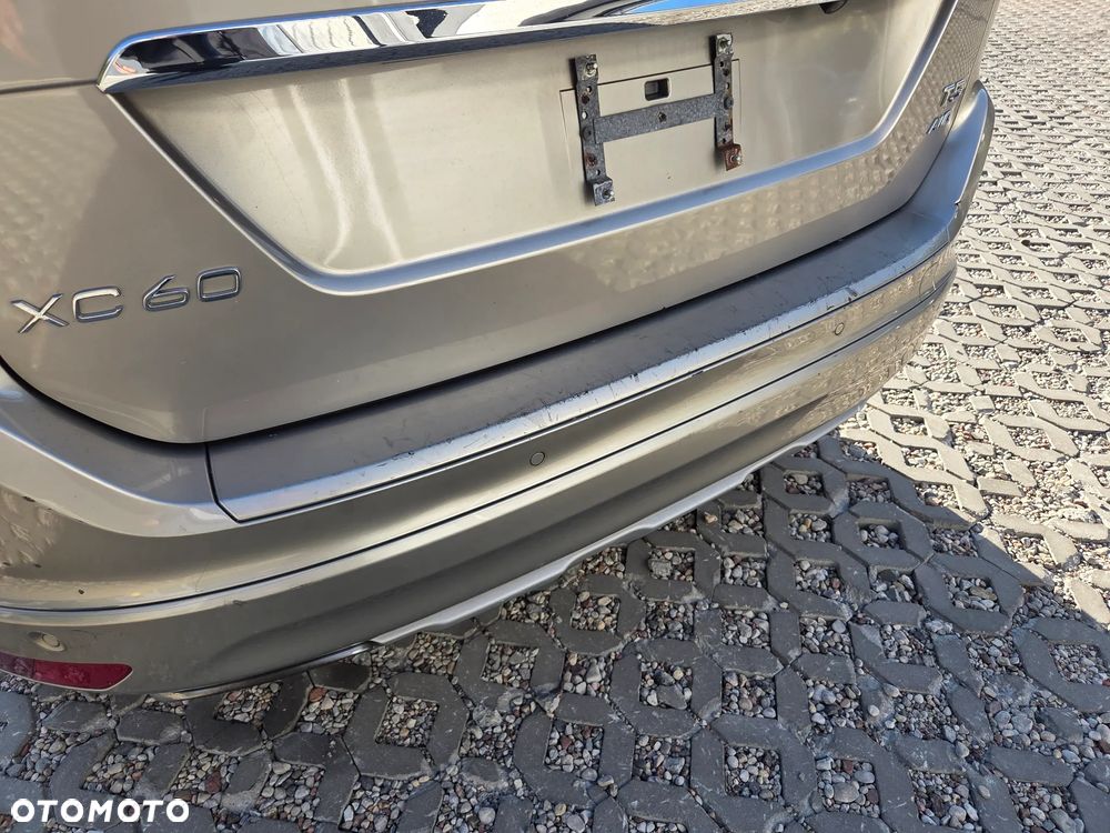 Volvo XC 60 T5 AWD Summum - 27