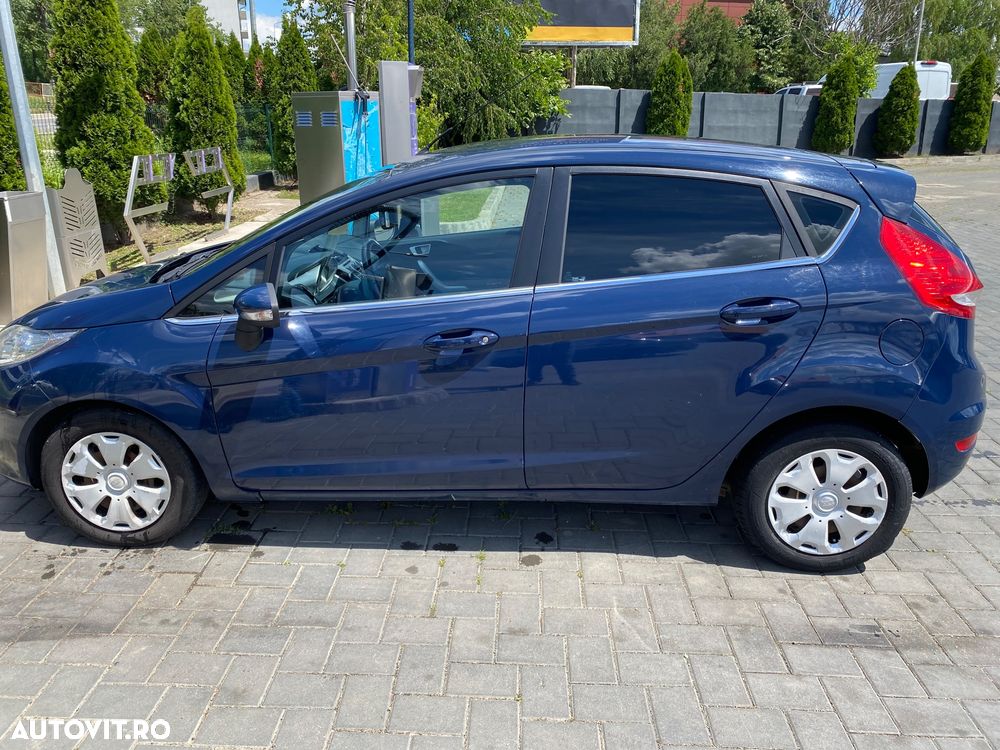 Ford Fiesta 1.6 TDCI DPF Titanium - 6