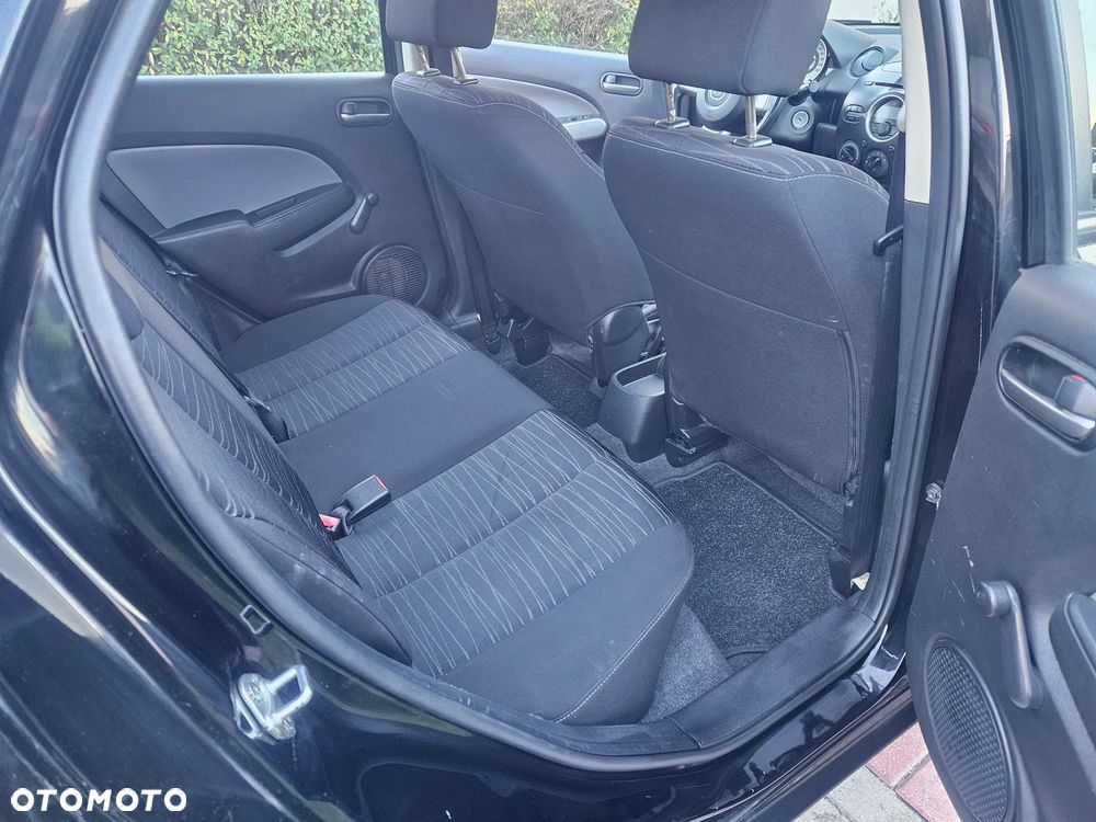Mazda 2 - 10