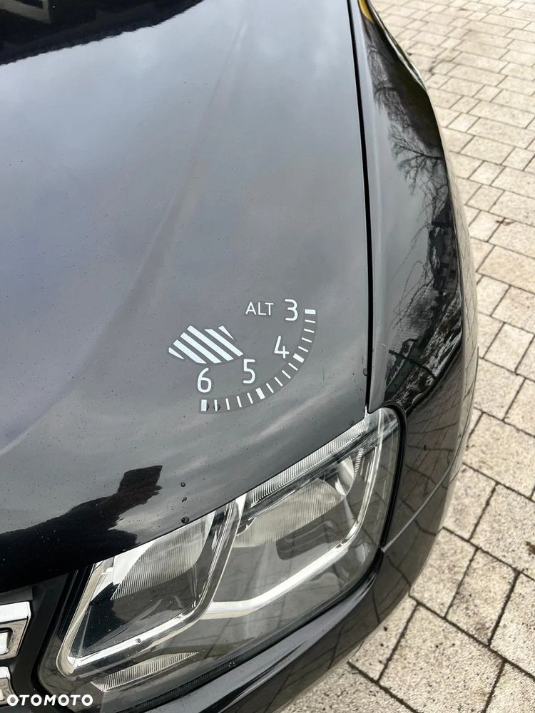 Dacia Duster 1.6 Blackstorm 4x4 - 15