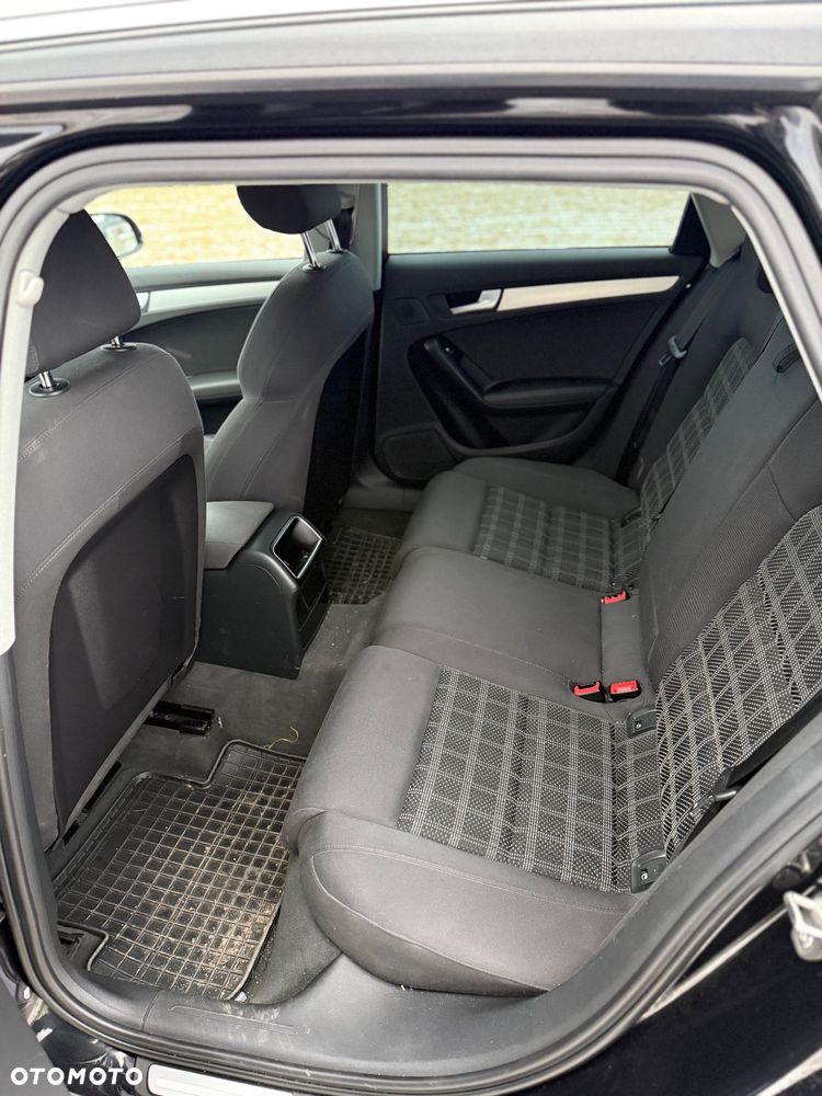 Audi A4 Avant 2.0 TDI Limited Edition - 11