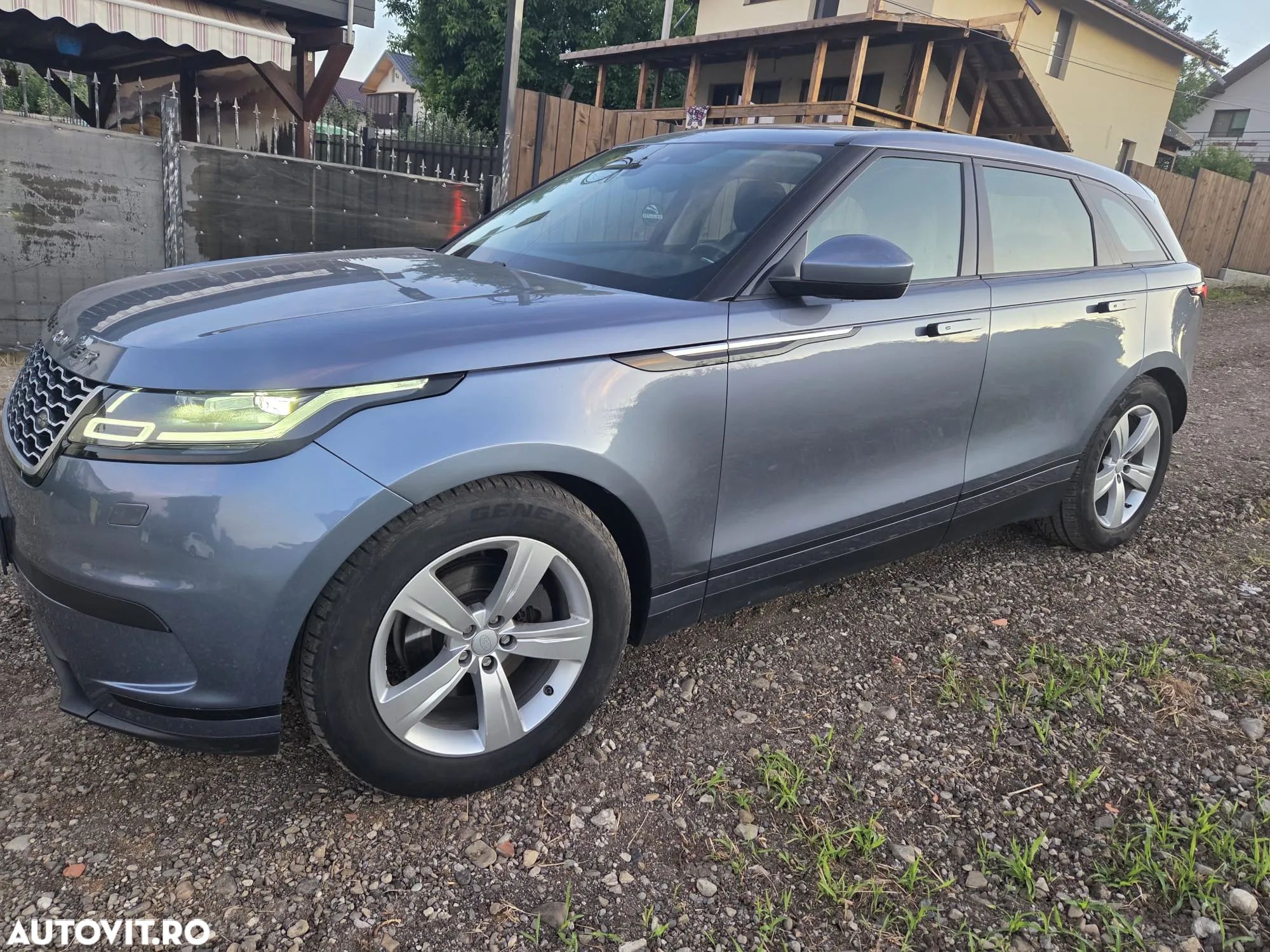 Land Rover Range Rover Velar 2.0 R-Dynamic S - 1