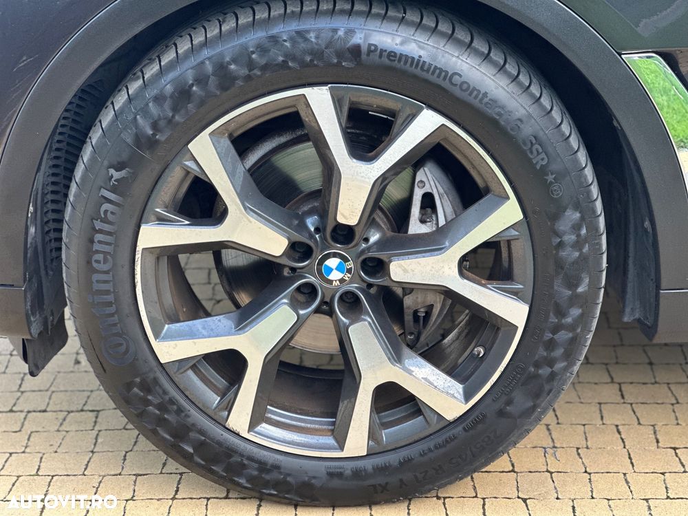 BMW X7 xDrive30d - 28