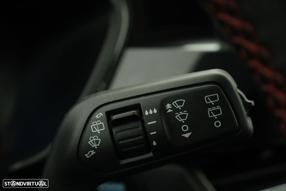 Ford Kuga 1.5 TDCi EcoBlue ST-Line - 18