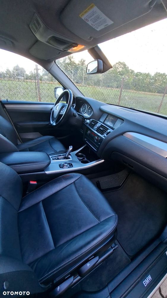 BMW X3 xDrive20d - 8