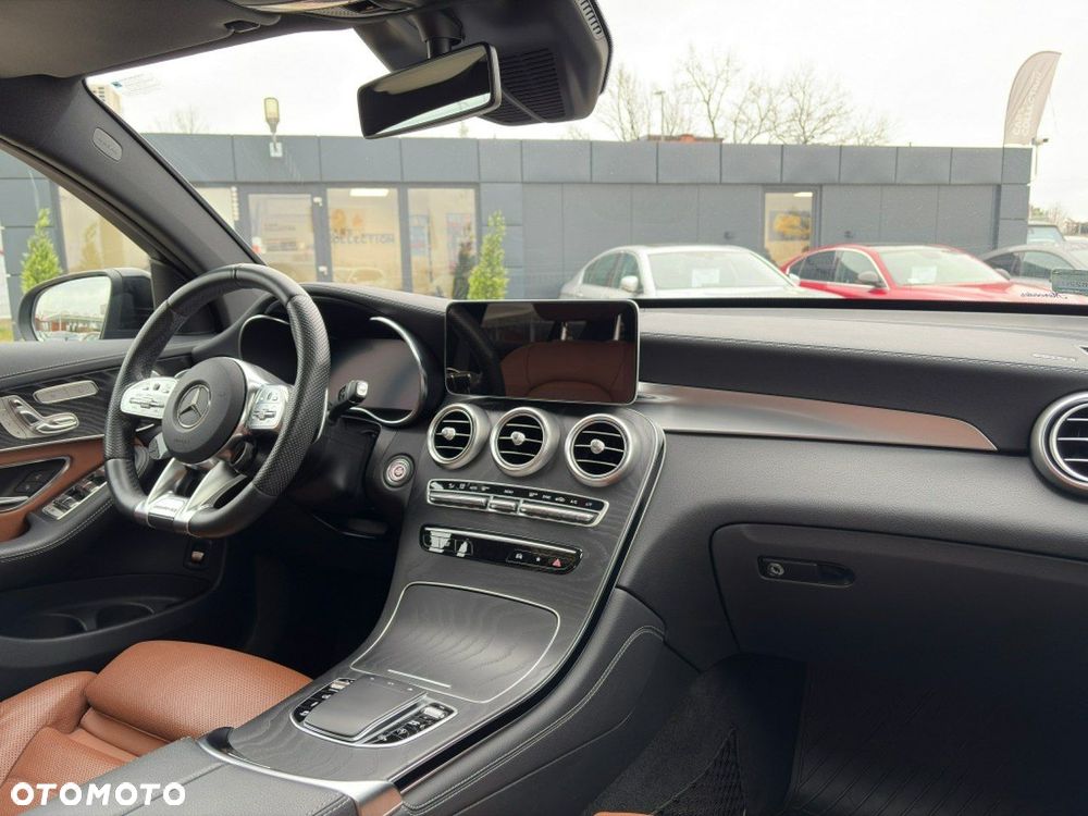 Mercedes-Benz GLC - 14