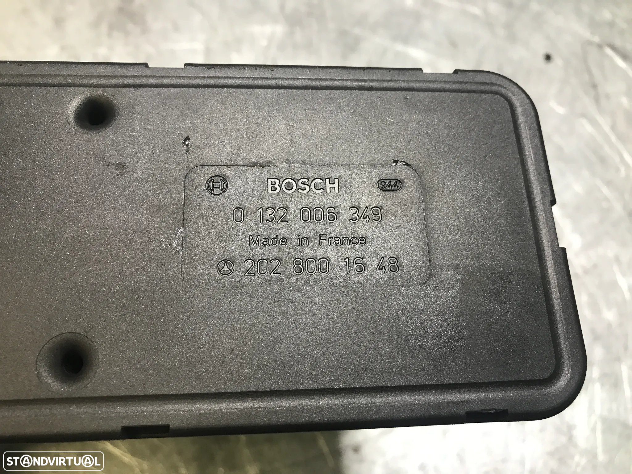 MOTOR VACUO / MODULO FECHO CENTRAL MERCEDES W202 C220 C200 0132006349 2028001648 - 3