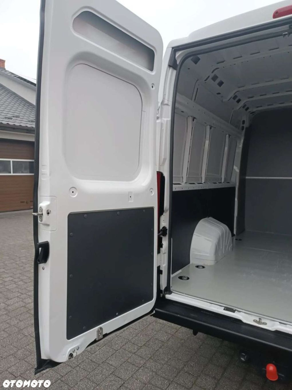 Fiat Ducato Max Brygadowy 7-osobowy 2.3 180ps. - 40