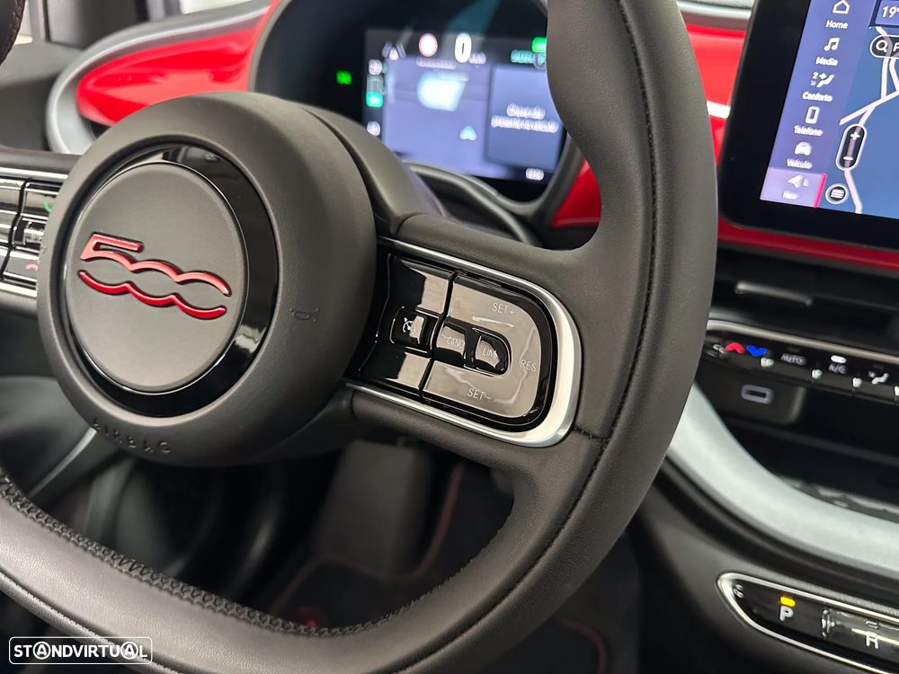 Fiat 500e 23,8kWh Red - 39