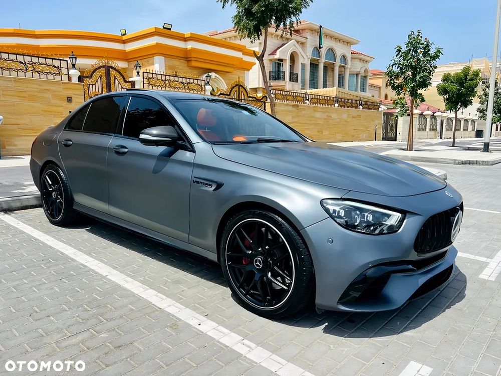 Mercedes-Benz Klasa E AMG 63 S 4Matic+ AMG Speedshift MCT-9G - 6