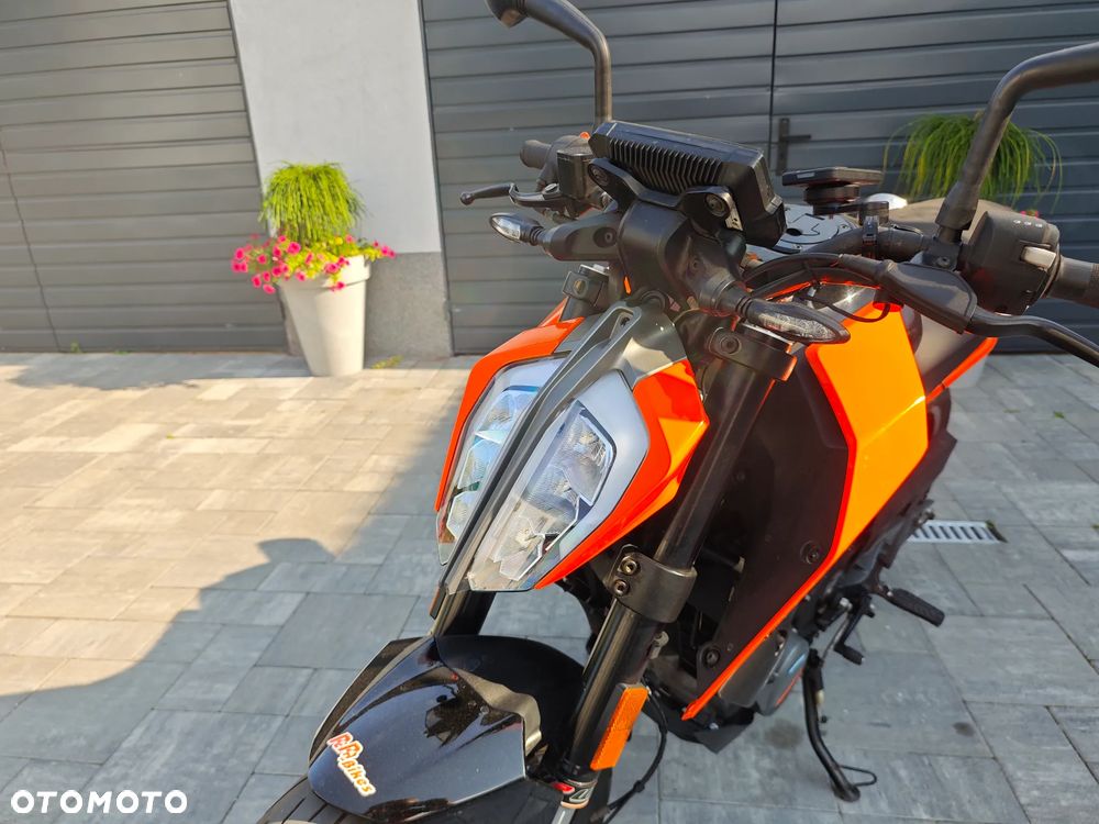KTM Duke 125 - 10