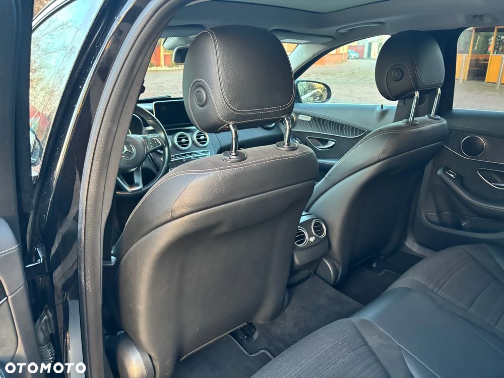Mercedes-Benz Klasa C 220 (BlueTEC) d 7G-TRONIC AMG Line - 17