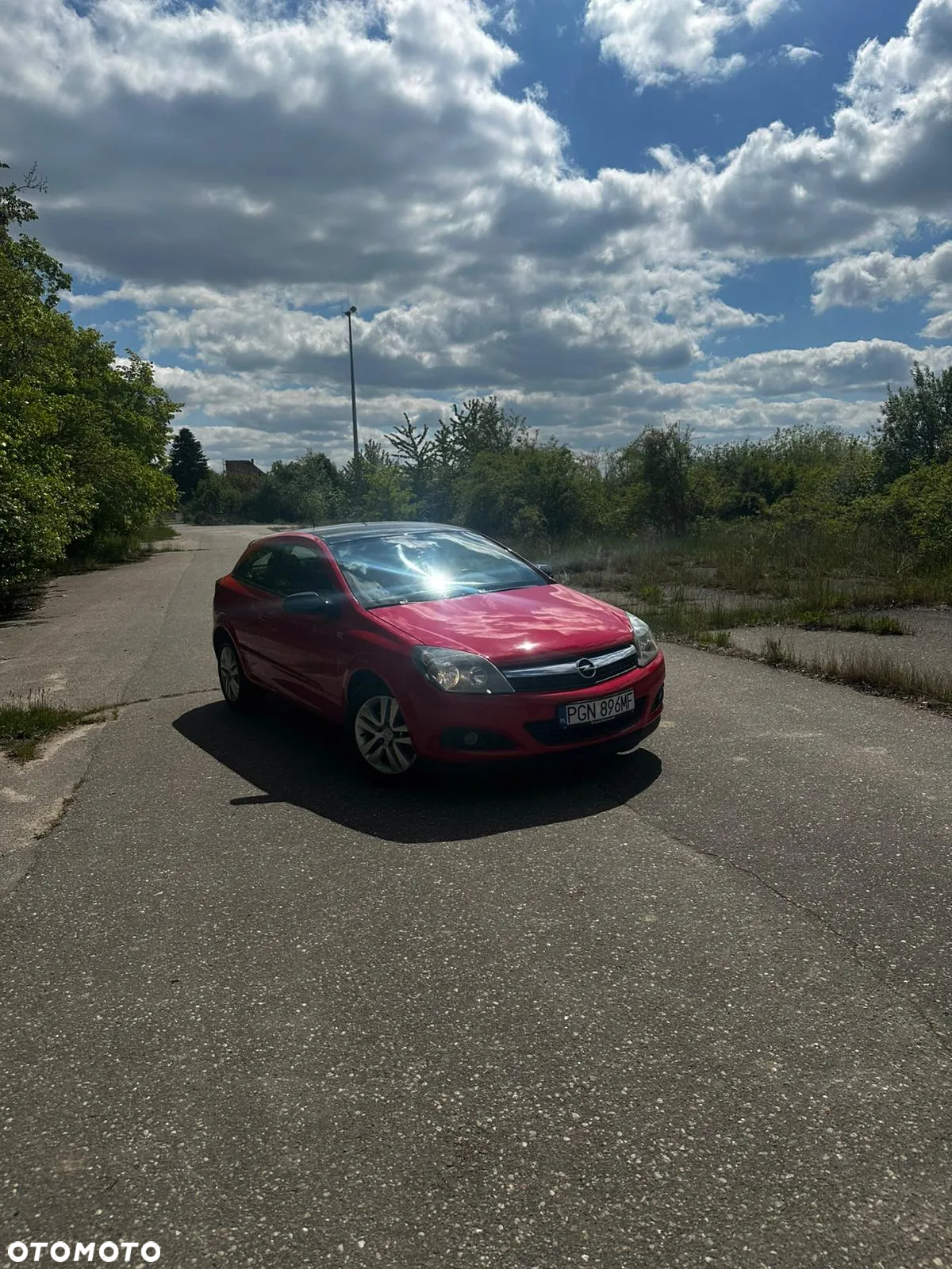 Opel Astra GTC 1.6 Turbo Edition - 3