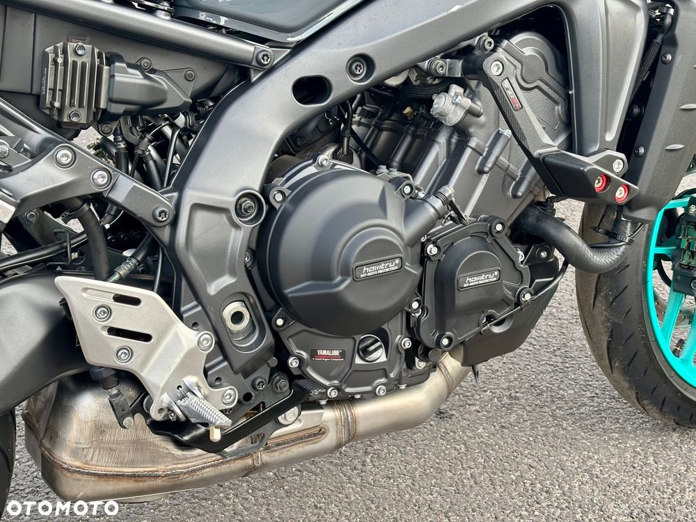 Yamaha MT - 17