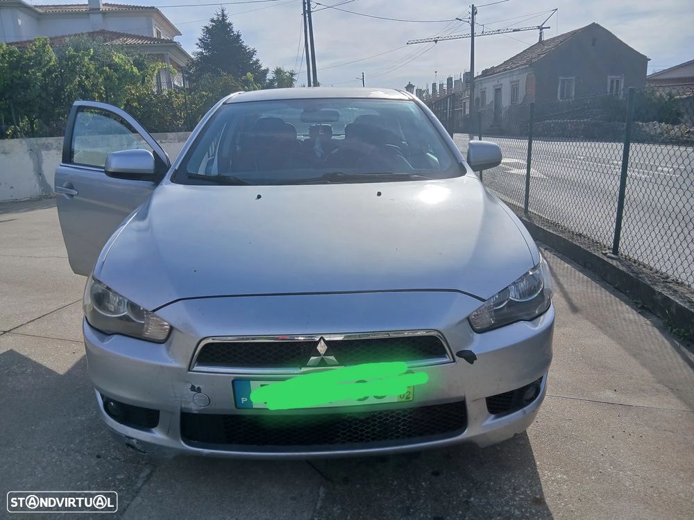 Mitsubishi Lancer