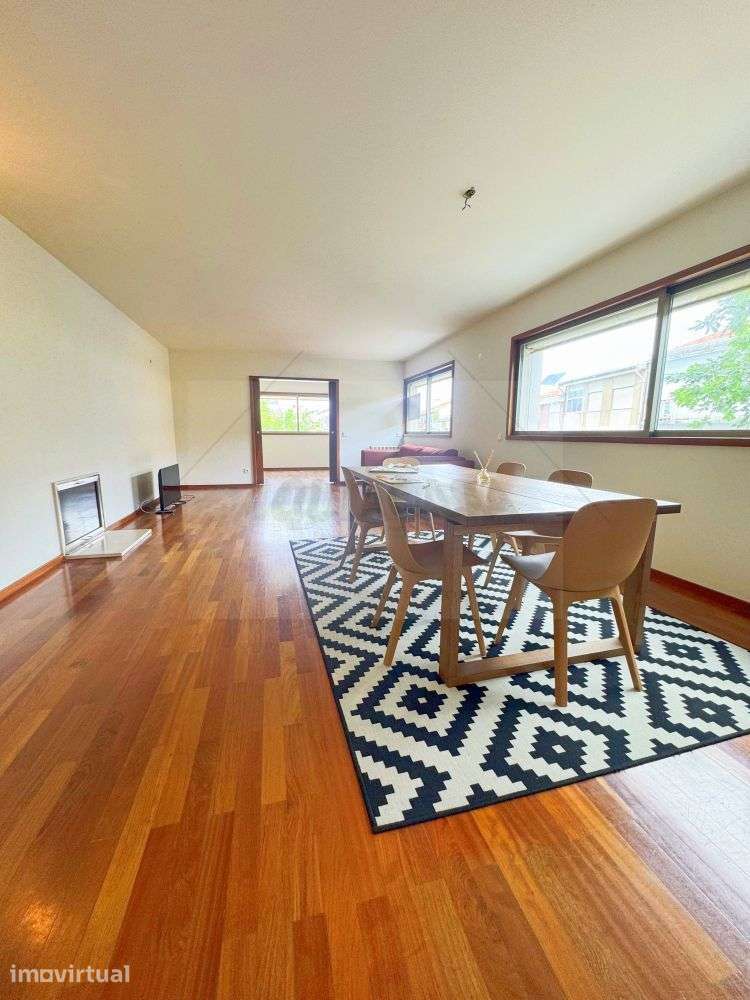 Apartamento T3+1 com assinatura do Arq.º Álvaro Siza Vieira – Fran - Grande imagem: 2/28