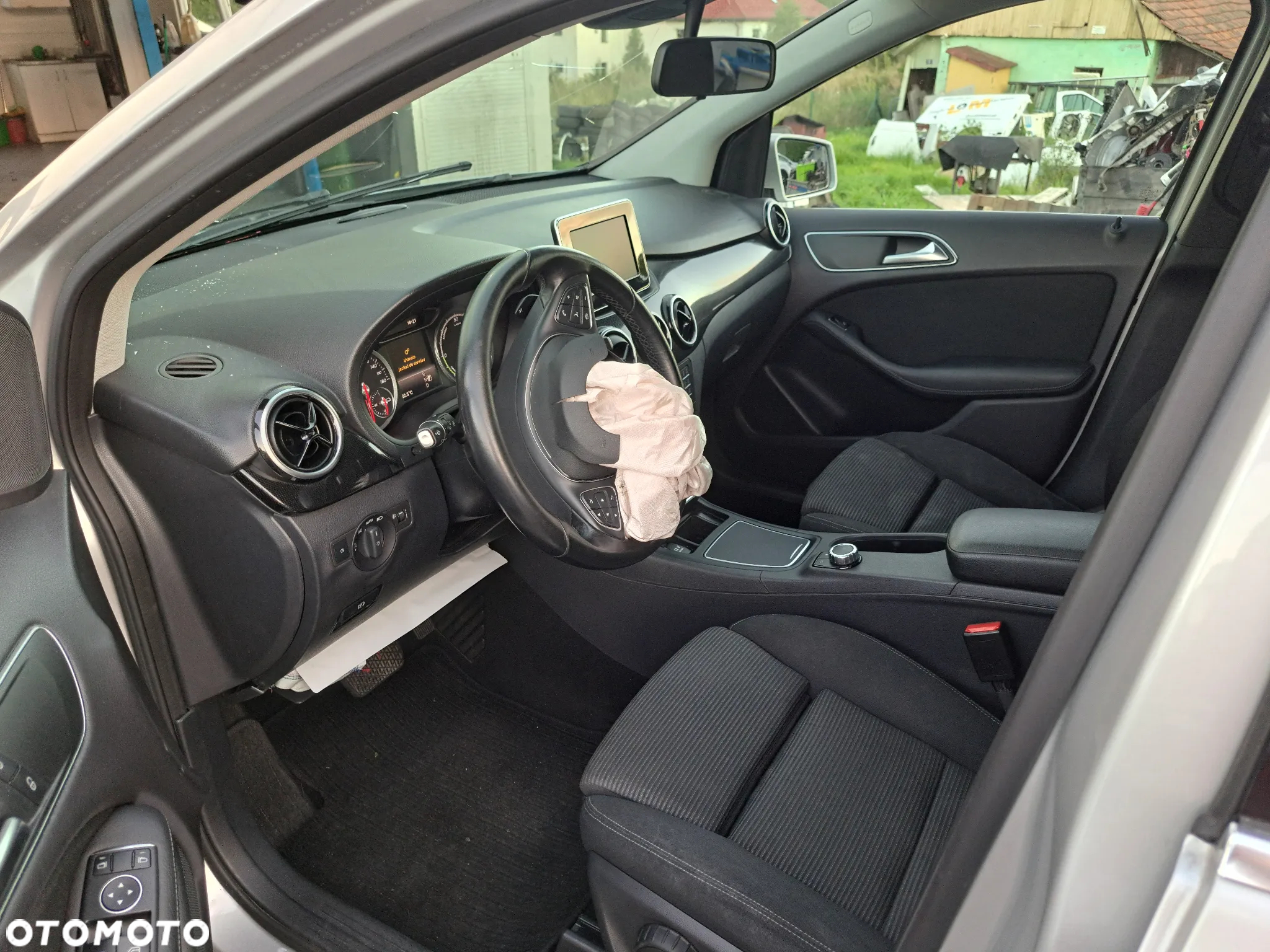 Mercedes-Benz Klasa B (Electric Drive) 250 e - 8