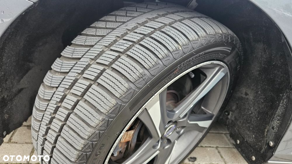 Volvo V40 D2 Geartronic RDesign - 4