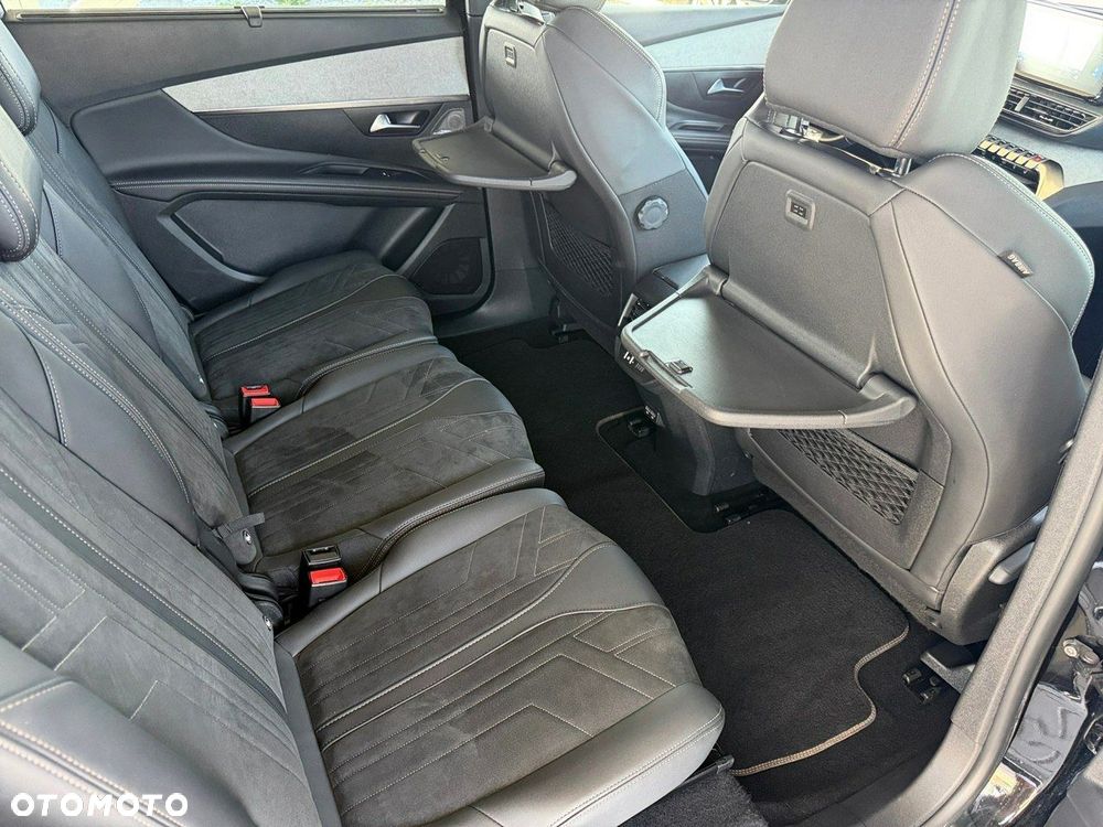 Peugeot 5008 - 21