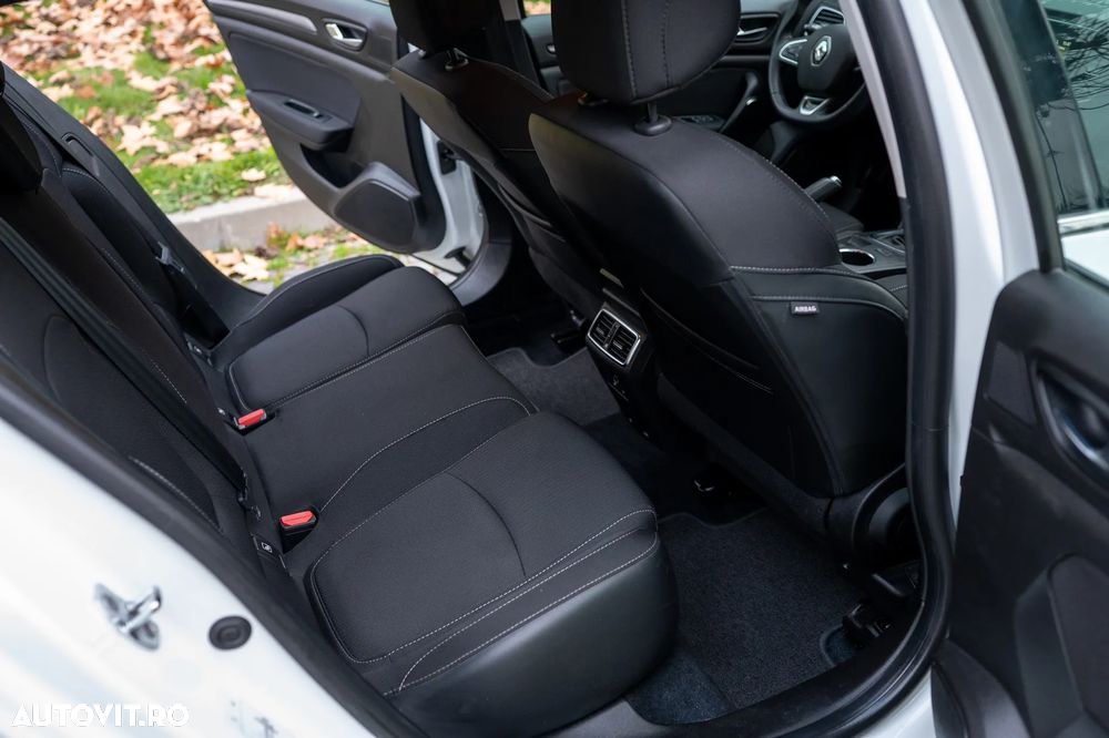 Renault Megane BLUE dCi 115 BUSINESS EDITION - 31