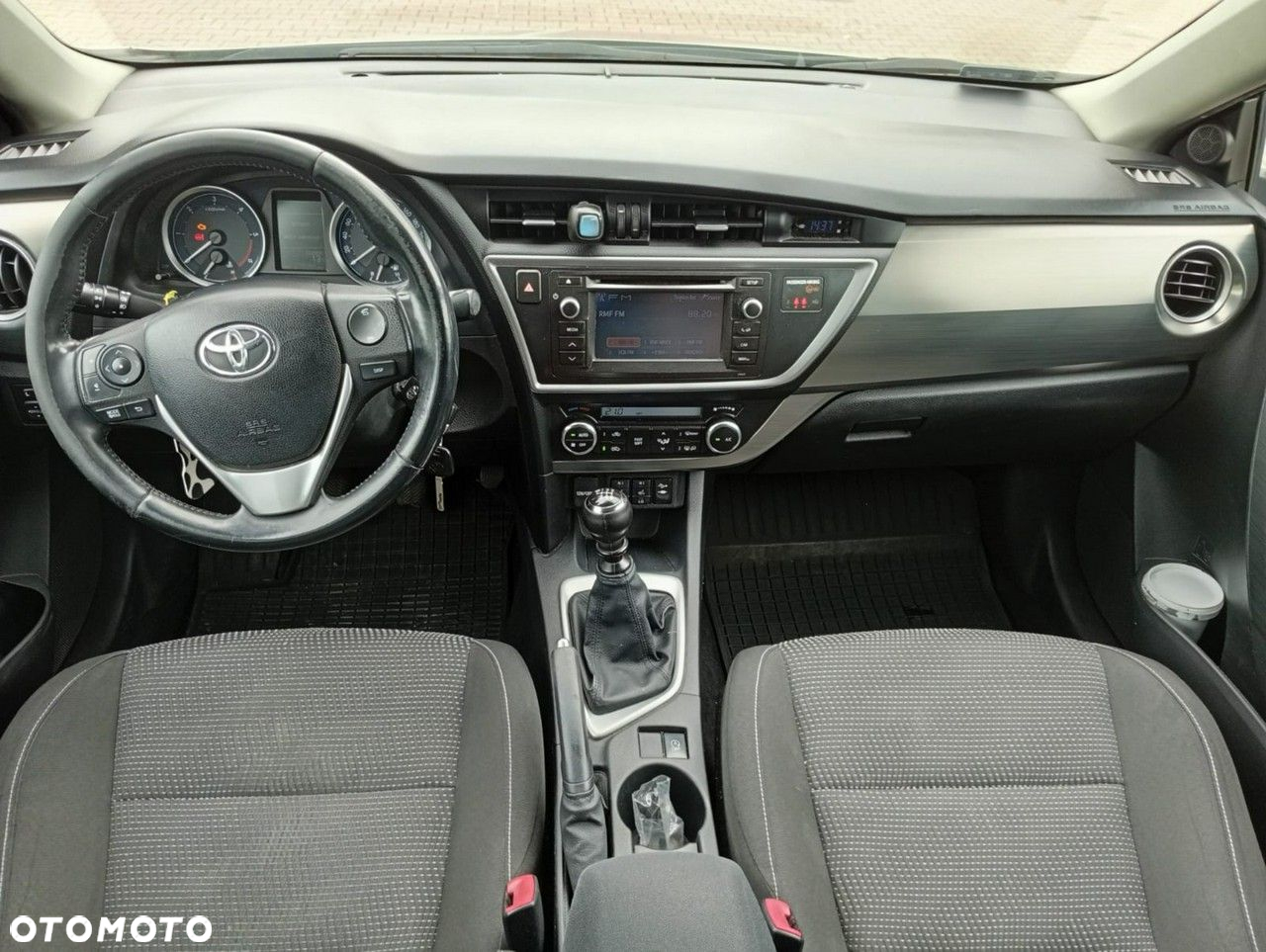 Toyota Auris - 5